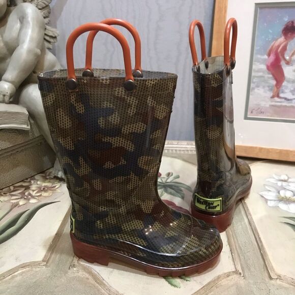 Western Chief Light Up Rain Boots Olive Mesh Camo Sz 5/6 NWOB - Picture 2 of 14
